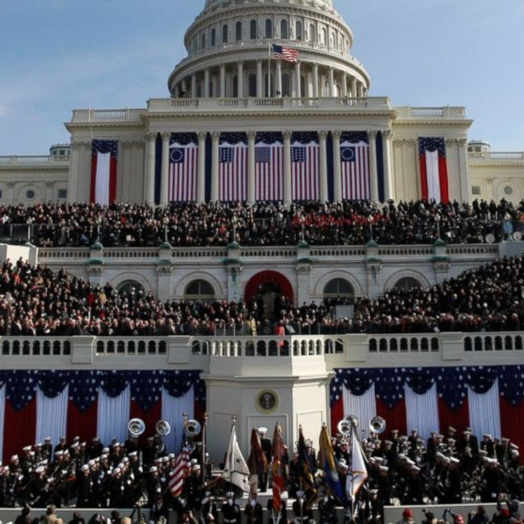 AP-Inauguration-Day1-MEM-170112_16x9_992